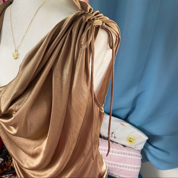 Alice and Olivia Drape Top - Picture 2 of 3